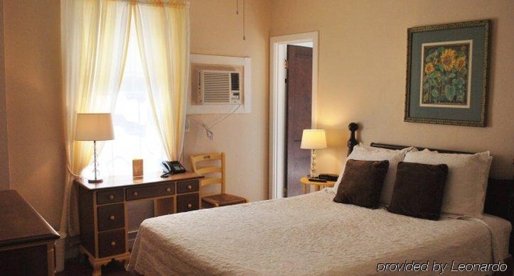 The Inn On Third سانت بطرسبرج المظهر الخارجي الصورة