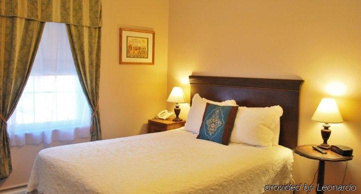 The Inn On Third سانت بطرسبرج المظهر الخارجي الصورة