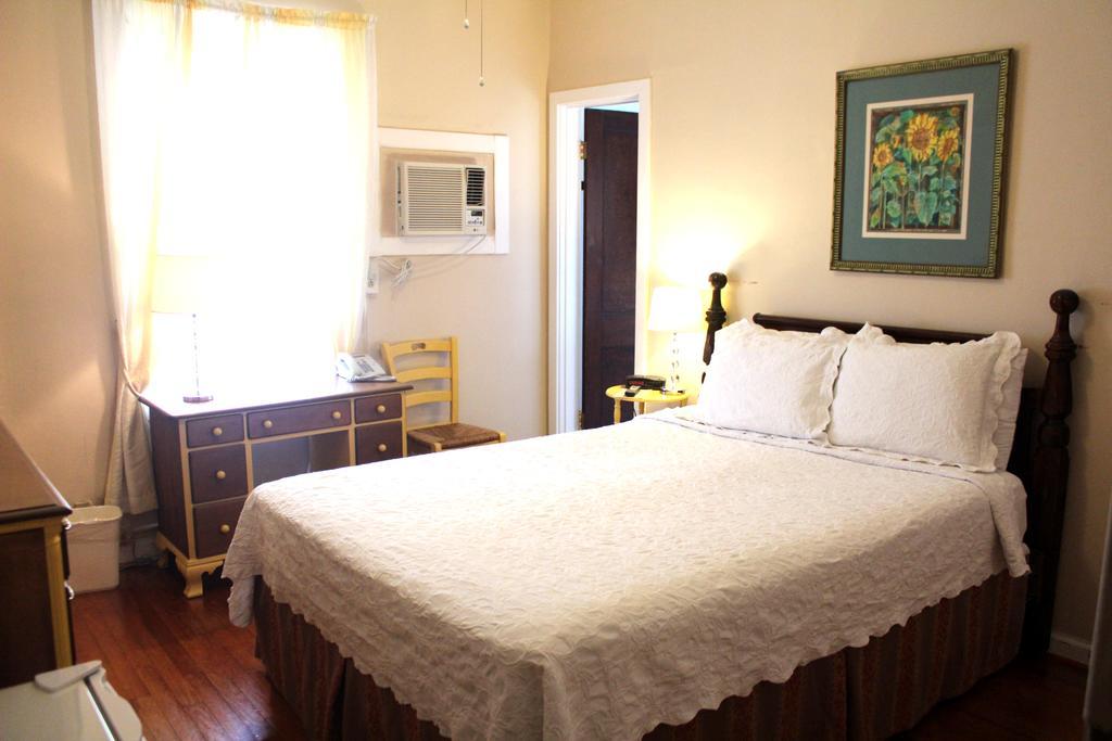 The Inn On Third سانت بطرسبرج المظهر الخارجي الصورة