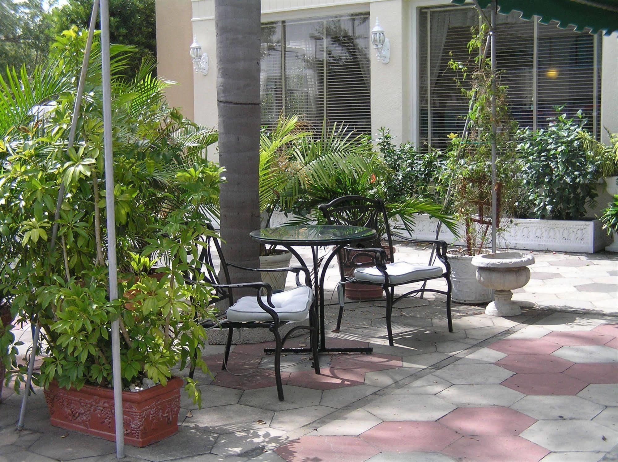 The Inn On Third سانت بطرسبرج المظهر الخارجي الصورة